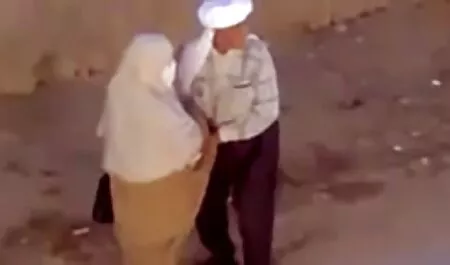 Seducir a jóvenes cornudosxxx ingenuos con chica perfecta