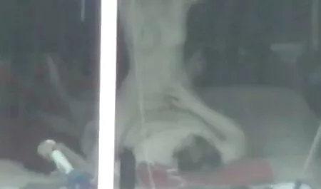Chica cumple todos videos pornos de hombres cornudos los deseos de un amante