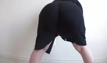 Tetona animadora para una persona con un trío maridos mirones xxx