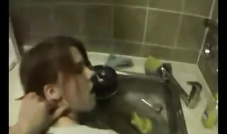 Hacer el amor cornudos por dinero con dos chicas que pueden ser removidos