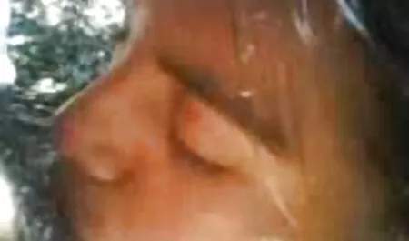 Mientras que la videos de cornudos en español señora no estaba en casa, la criada ama anal