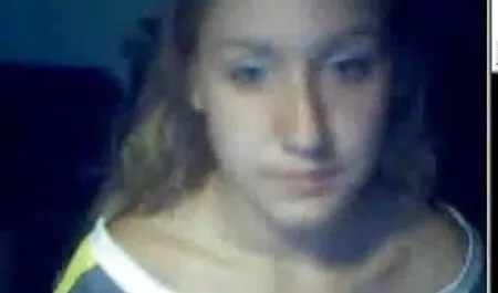 Rubia le da a xxx cornudos consentidos su amante una buena mamada,