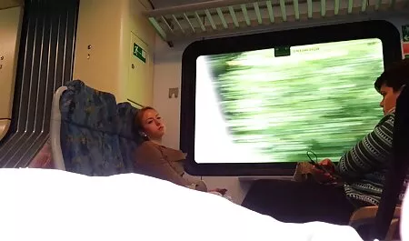 Novia durmiendo con un pornocornudos maduro hombres y músculo